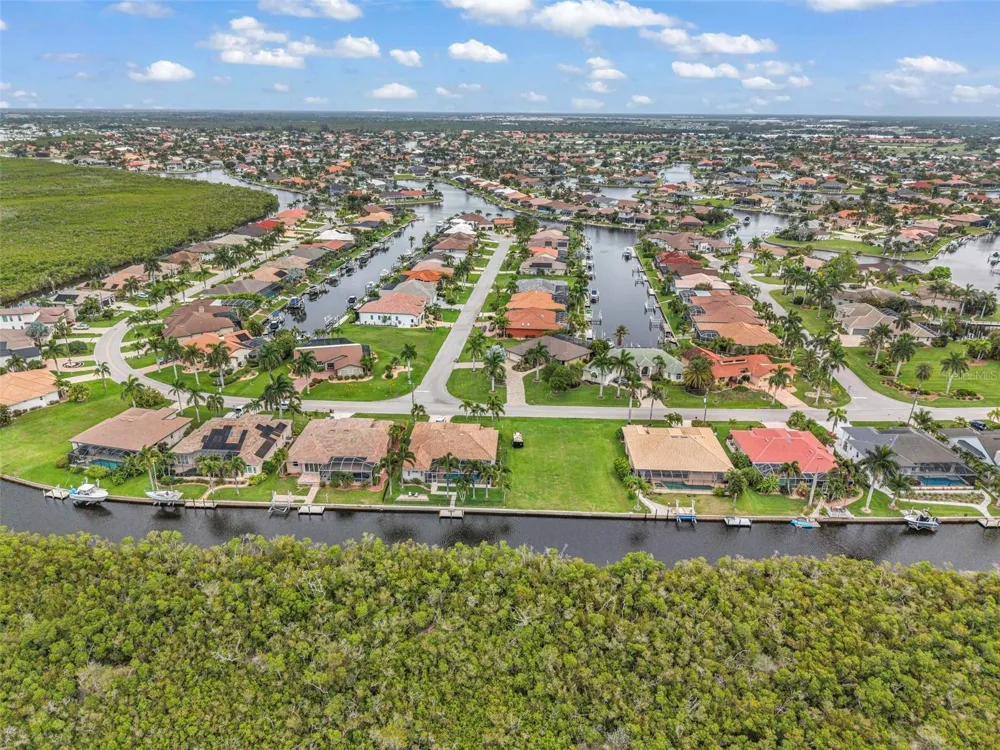 645 MACEDONIA DRIVE Punta Gorda, FL 33950