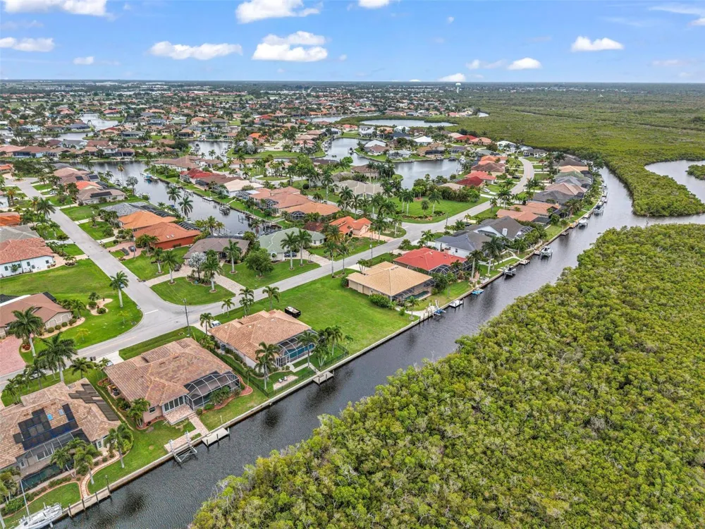 645 MACEDONIA DRIVE Punta Gorda, FL 33950
