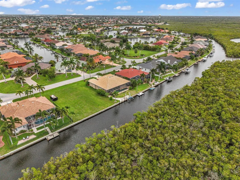 645 MACEDONIA DRIVE Punta Gorda, FL 33950