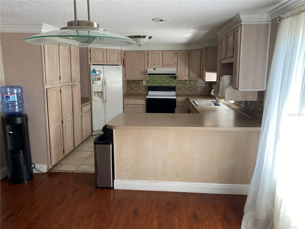 313 S OBSERVATORY DRIVE Orlando, FL 32835