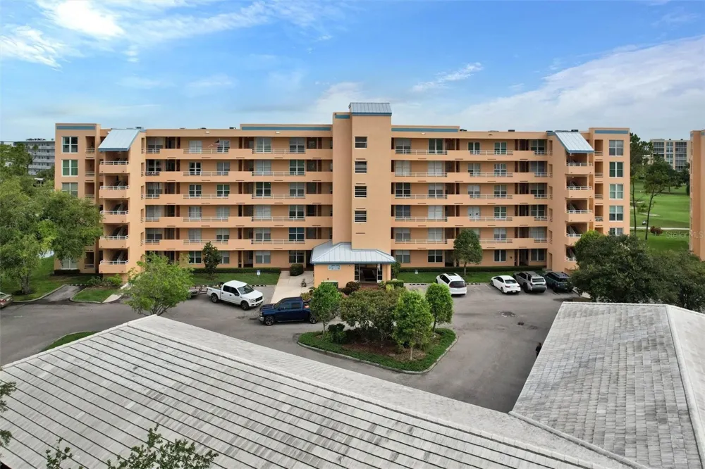 4570 PINEBROOK CIRCLE CIRCLE #404 Bradenton, FL 34209