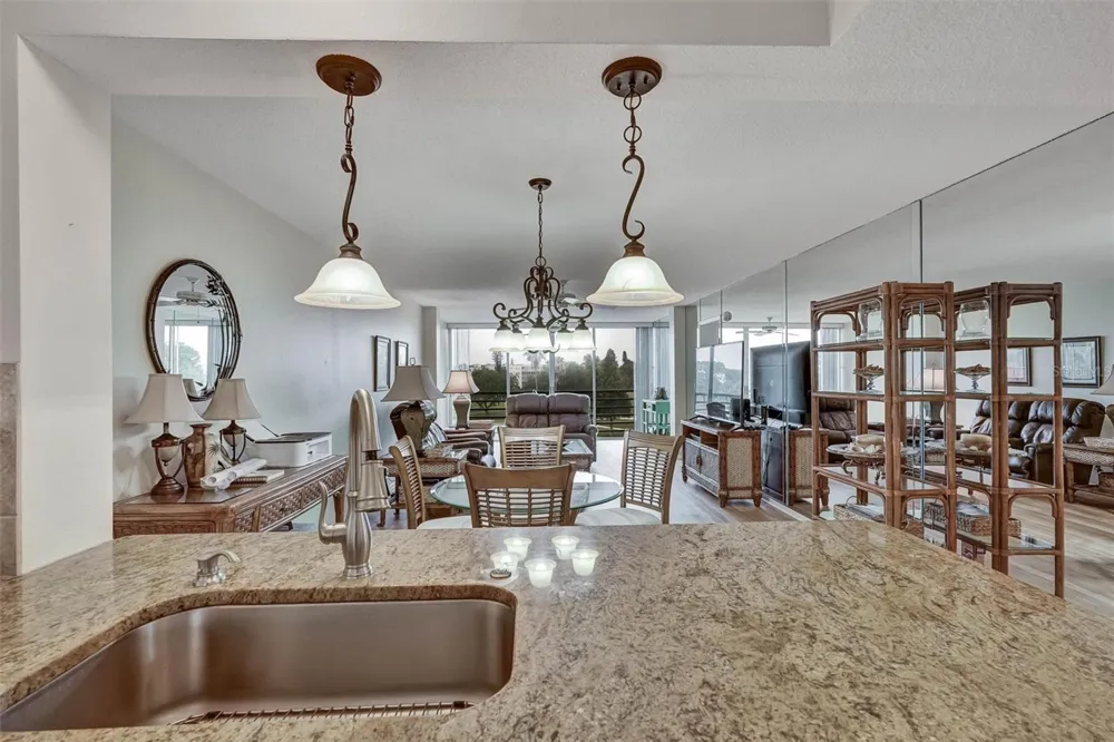 4570 PINEBROOK CIRCLE CIRCLE #404 Bradenton, FL 34209