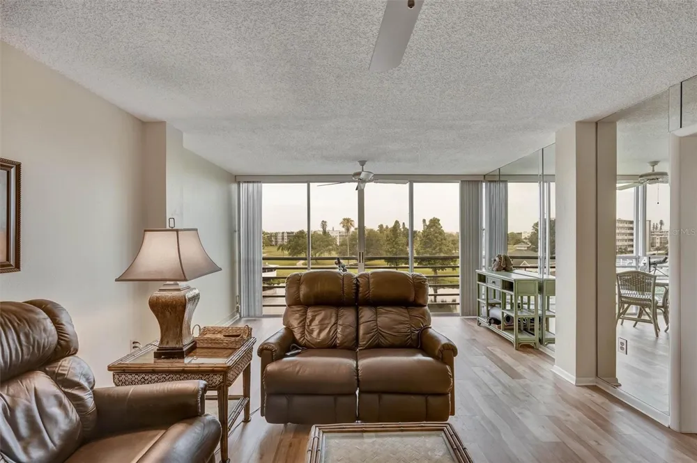 4570 PINEBROOK CIRCLE CIRCLE #404 Bradenton, FL 34209