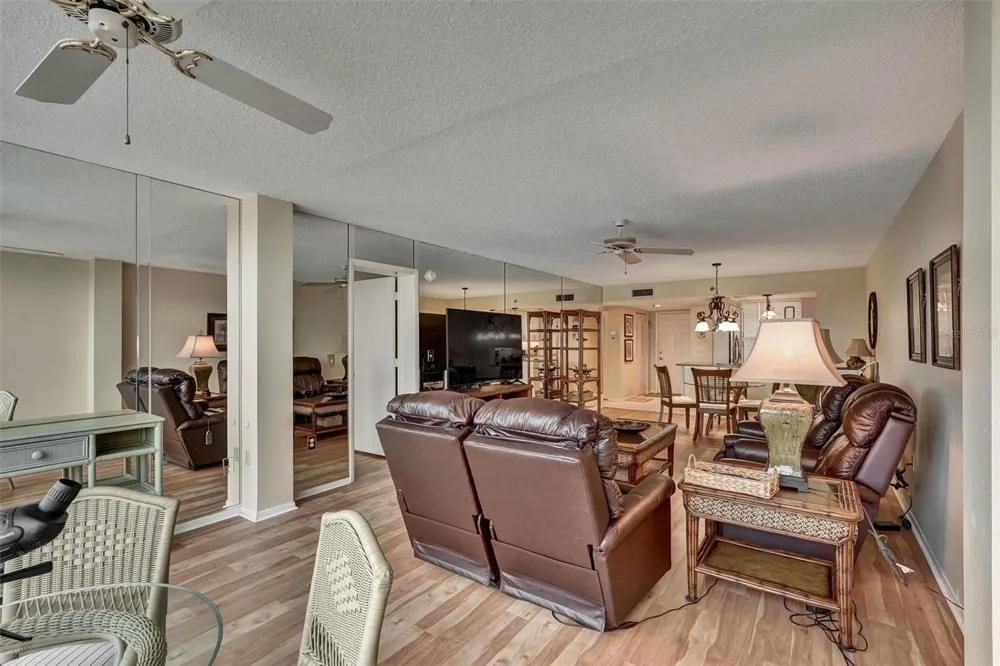 4570 PINEBROOK CIRCLE CIRCLE #404 Bradenton, FL 34209