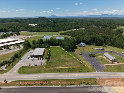 TBD US 221n Highway