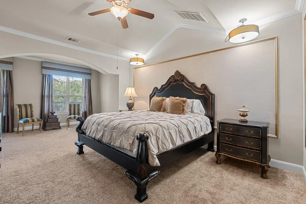416 Via Regatta Drive Webster, TX 77598