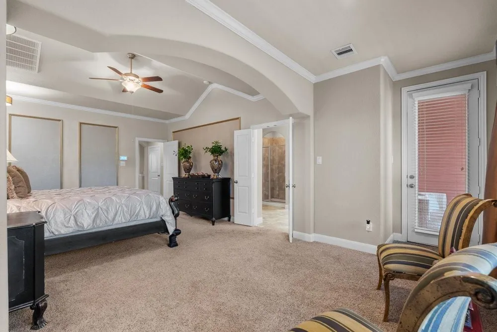 416 Via Regatta Drive Webster, TX 77598