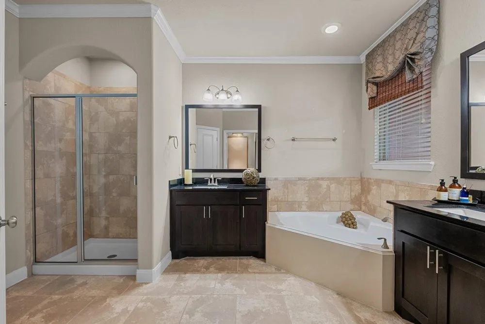 416 Via Regatta Drive Webster, TX 77598