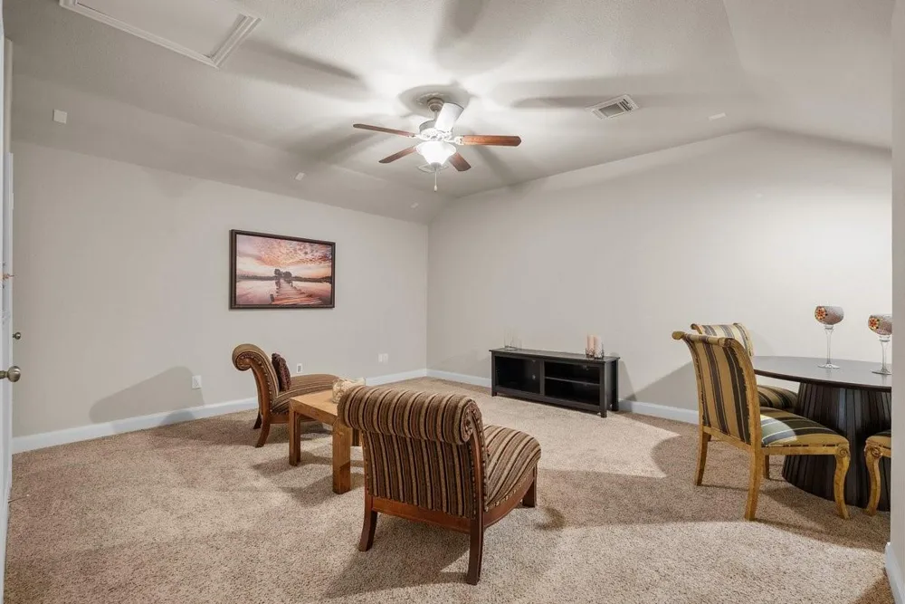416 Via Regatta Drive Webster, TX 77598