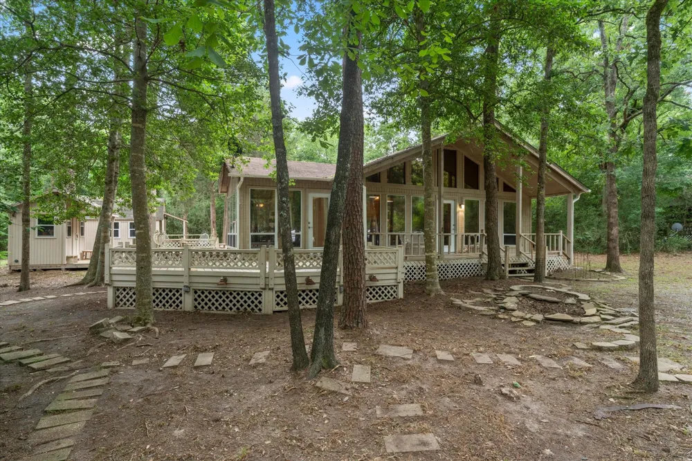 177 Woodfern Glen Holly Lake Ranch, TX 75765