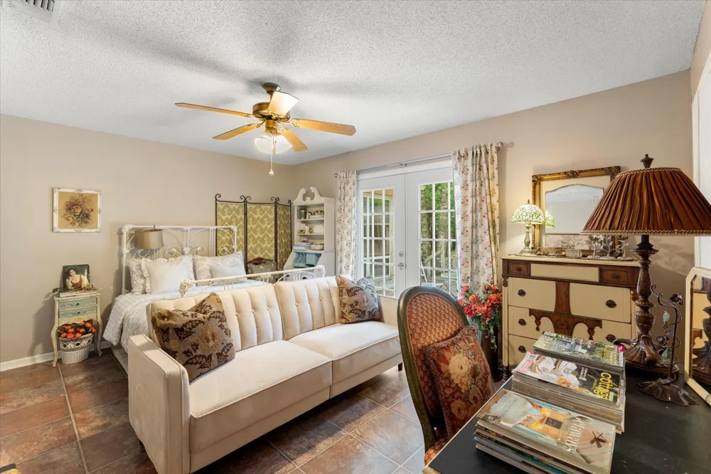 177 Woodfern Glen Holly Lake Ranch, TX 75765