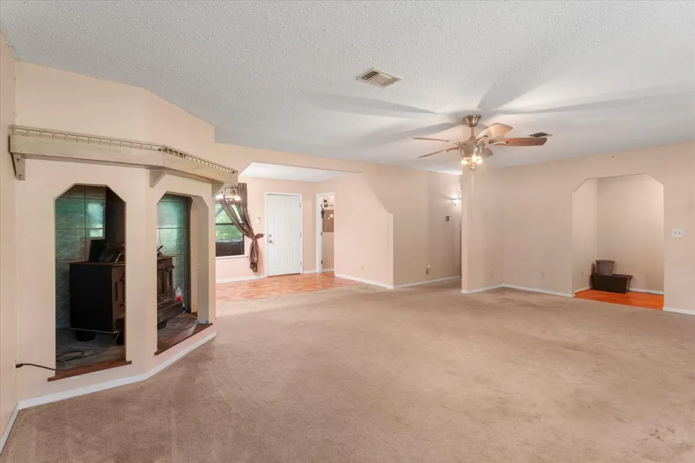 18459 Fm 16 E Winona, TX 75792