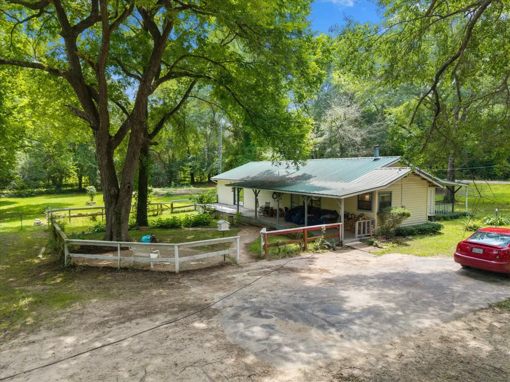 18459 Fm 16 E Winona, TX 75792