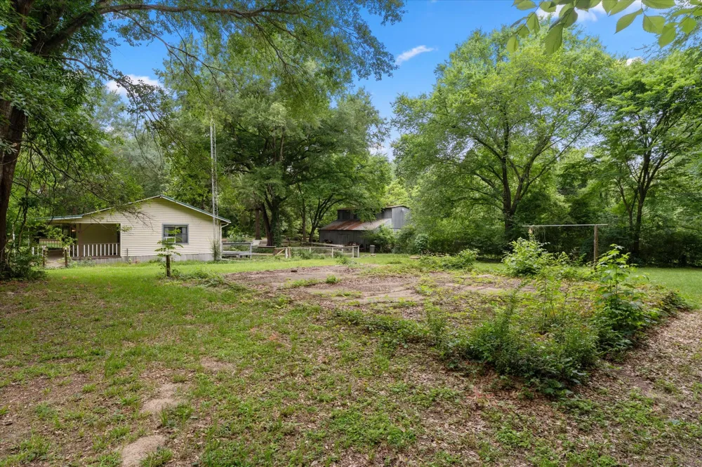 18459 Fm 16 E Winona, TX 75792