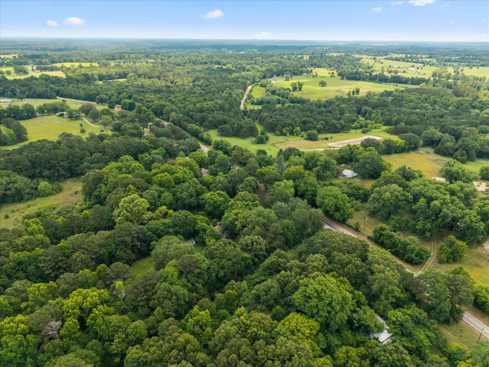 18459 Fm 16 E Winona, TX 75792