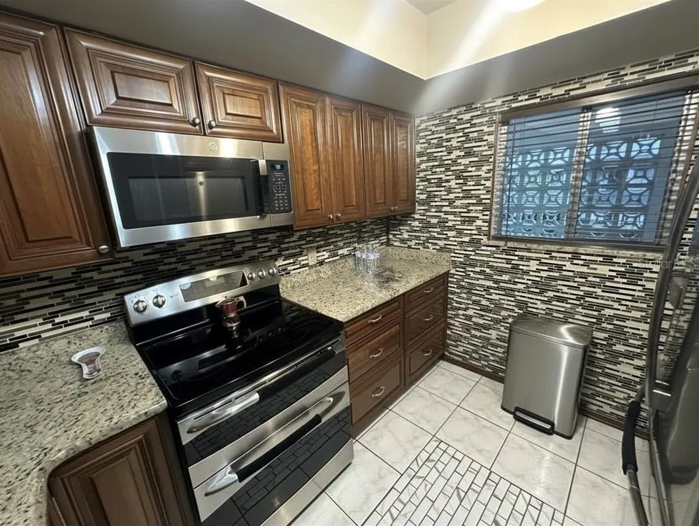 3606 BENEVA ROAD #504 Sarasota, FL 34232