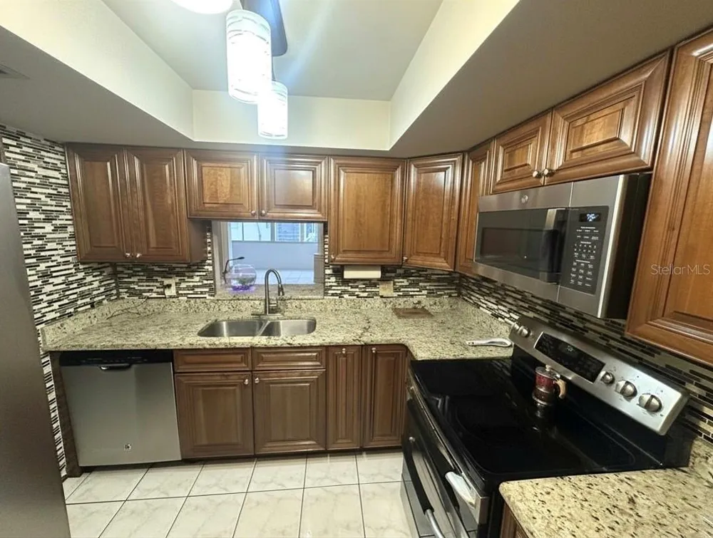 3606 BENEVA ROAD #504 Sarasota, FL 34232