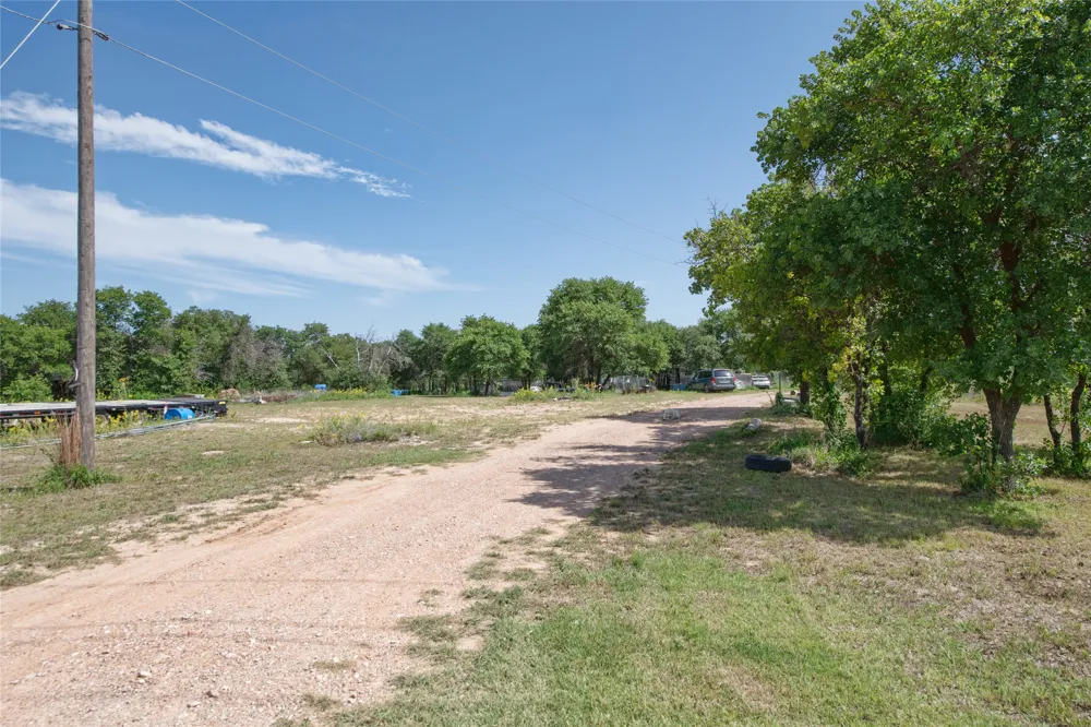 10818 County Road 335 Hawley, TX 79525
