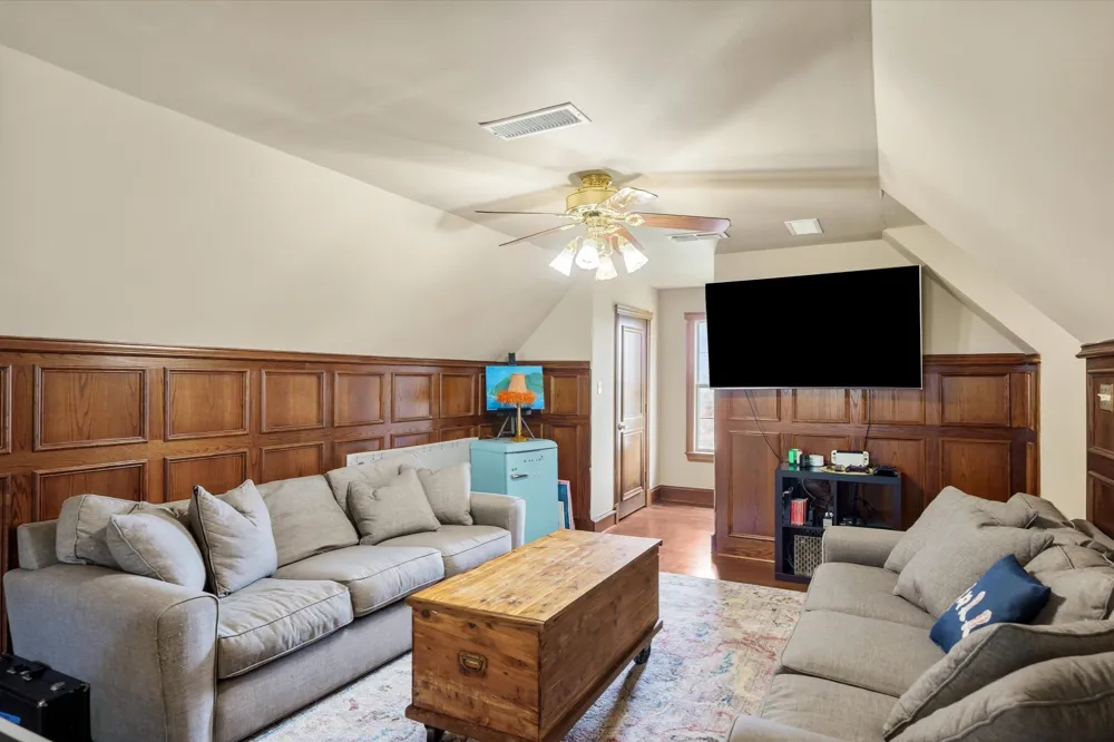 2364 VZ County Road 2128 Wills Point, TX 75169