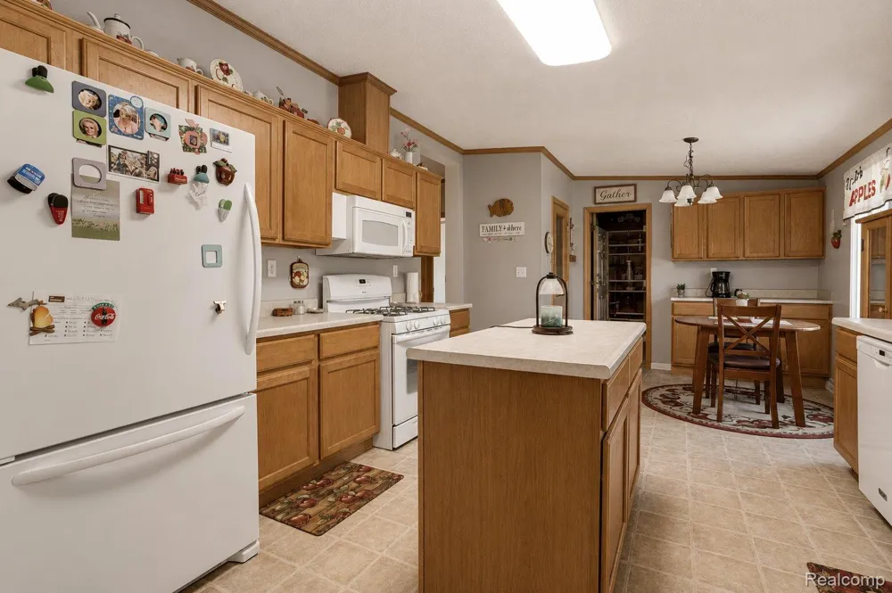 2354 Brent Street #203 Buel Township, MI 48422