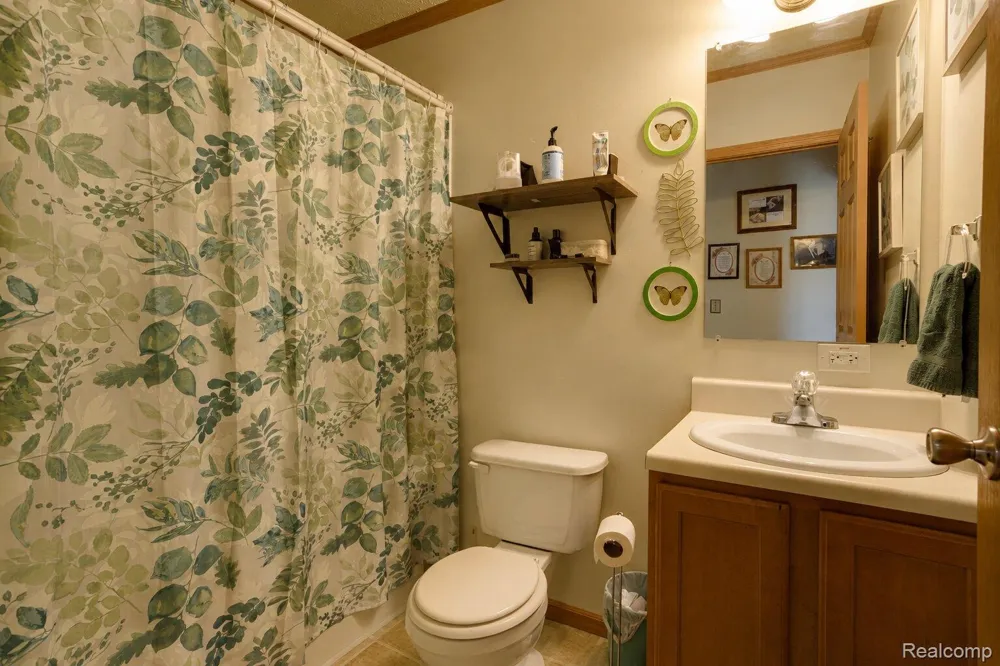 2354 Brent Street #203 Buel Township, MI 48422
