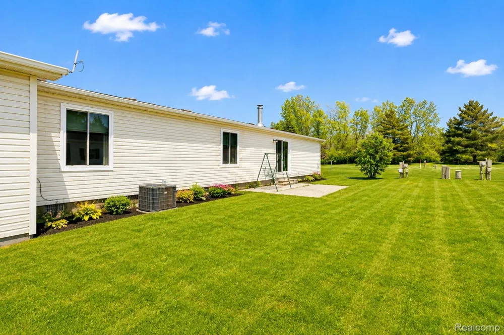 2354 Brent Street #203 Buel Township, MI 48422
