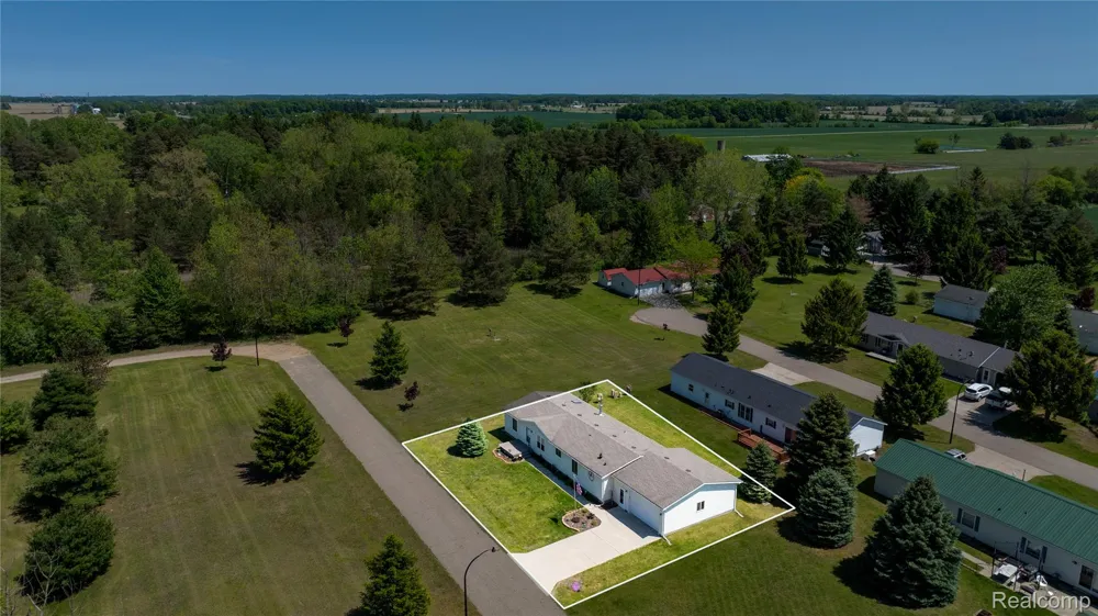 2354 Brent Street #203 Buel Township, MI 48422