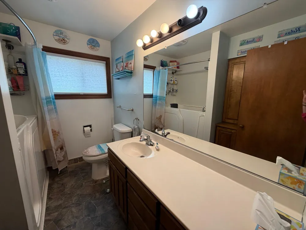 425 W Dodge Street Luverne, MN 56156