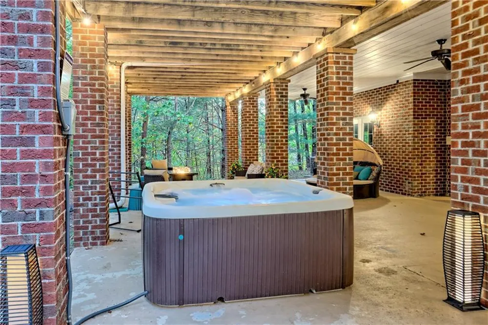 280 Wilfar Strasse Helen, GA 30545