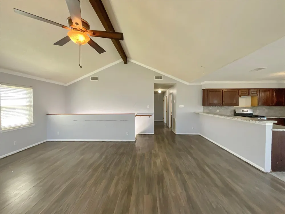 502 Oakdale Street Shoreacres, TX 77571