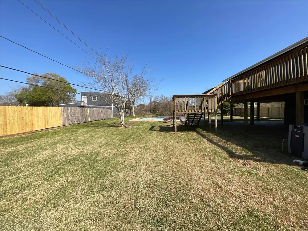 502 Oakdale Street Shoreacres, TX 77571