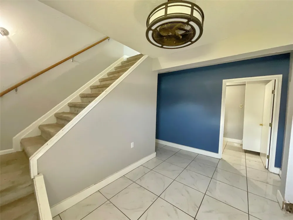 502 Oakdale Street Shoreacres, TX 77571