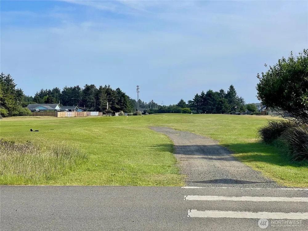 301 Octopus Avenue NE Ocean Shores, WA 98569
