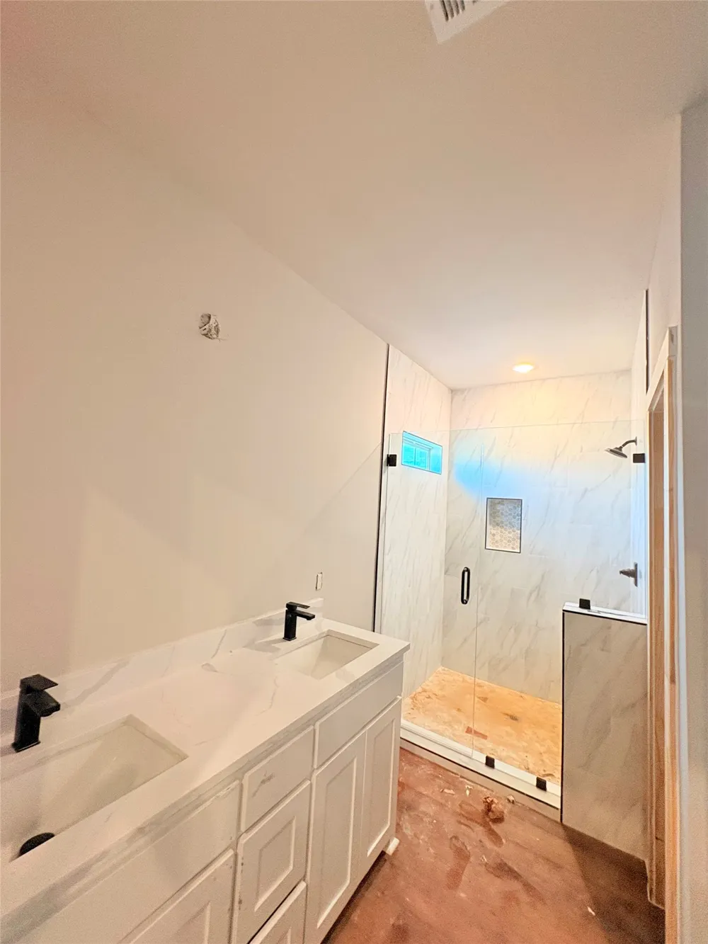 749 J L DRIVE Valley View, TX 76272