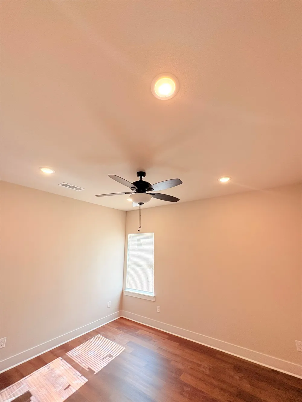 749 J L DRIVE Valley View, TX 76272