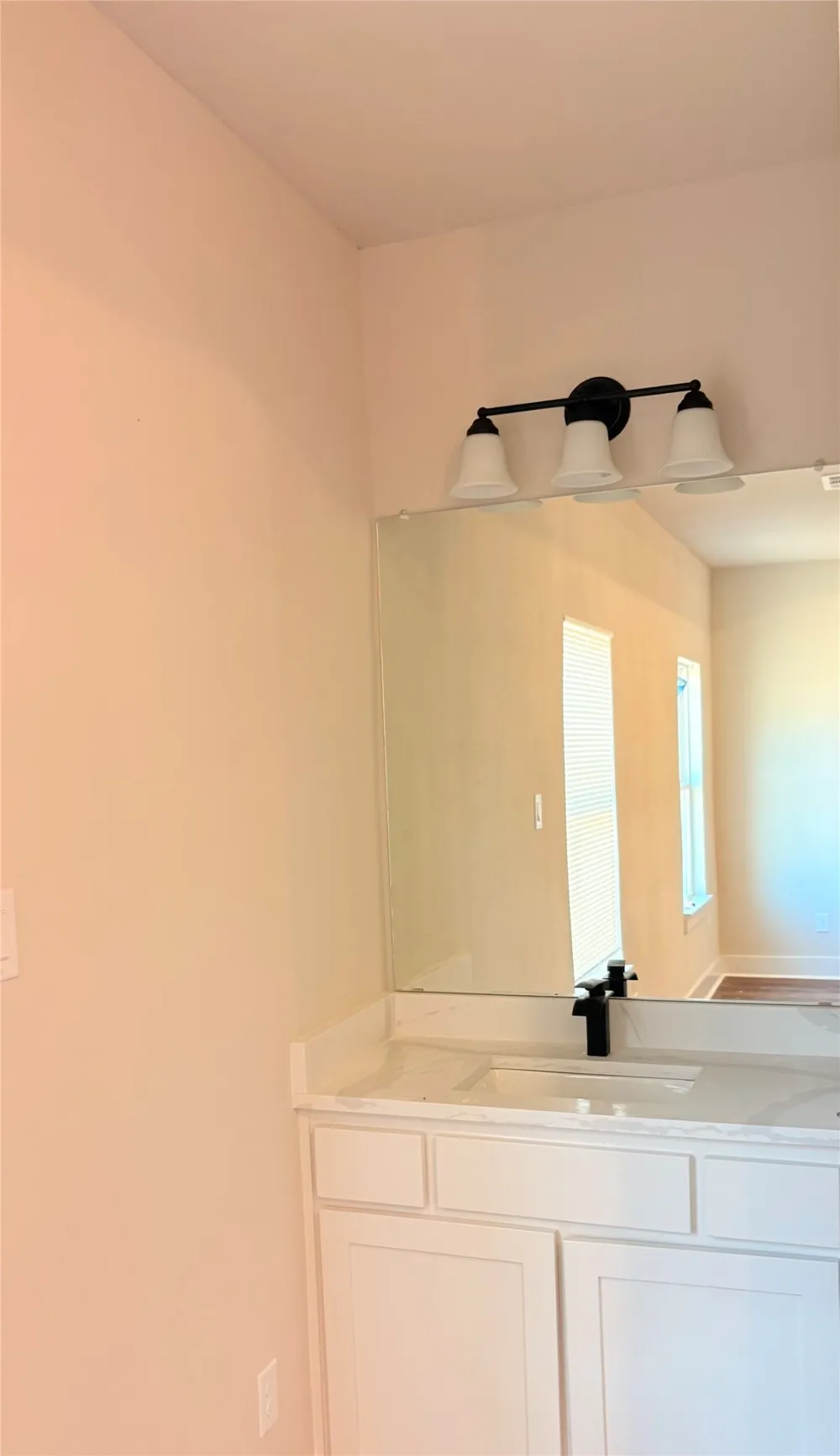 749 J L DRIVE Valley View, TX 76272