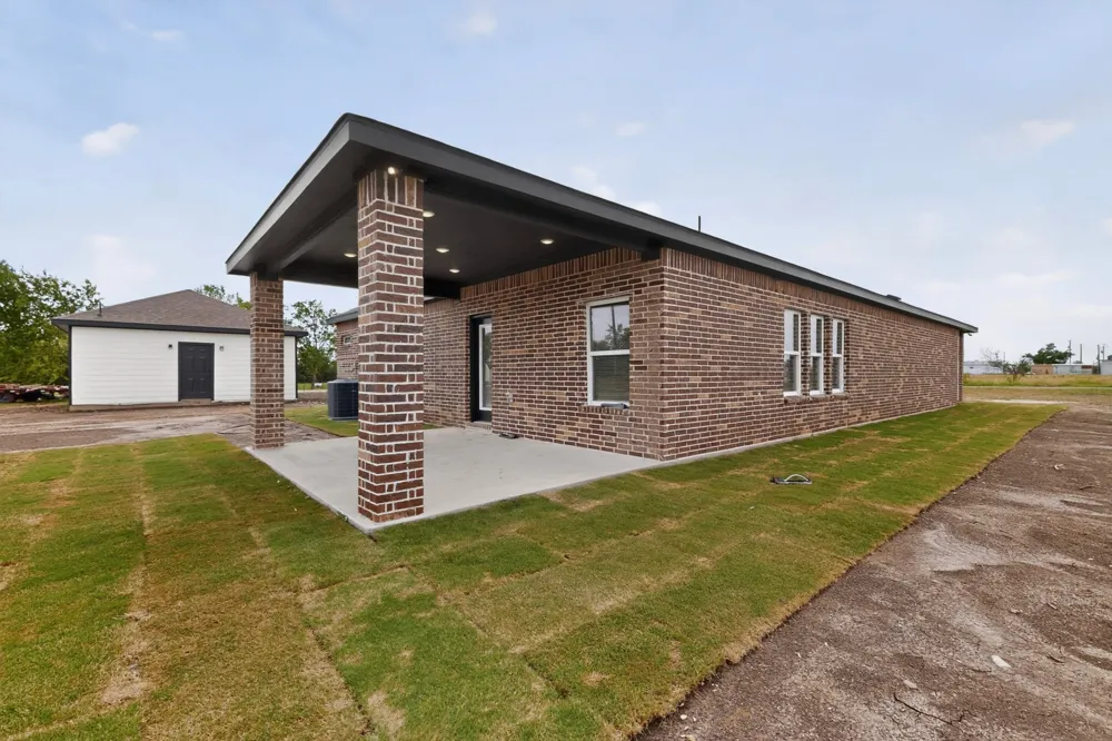 749 J L DRIVE Valley View, TX 76272