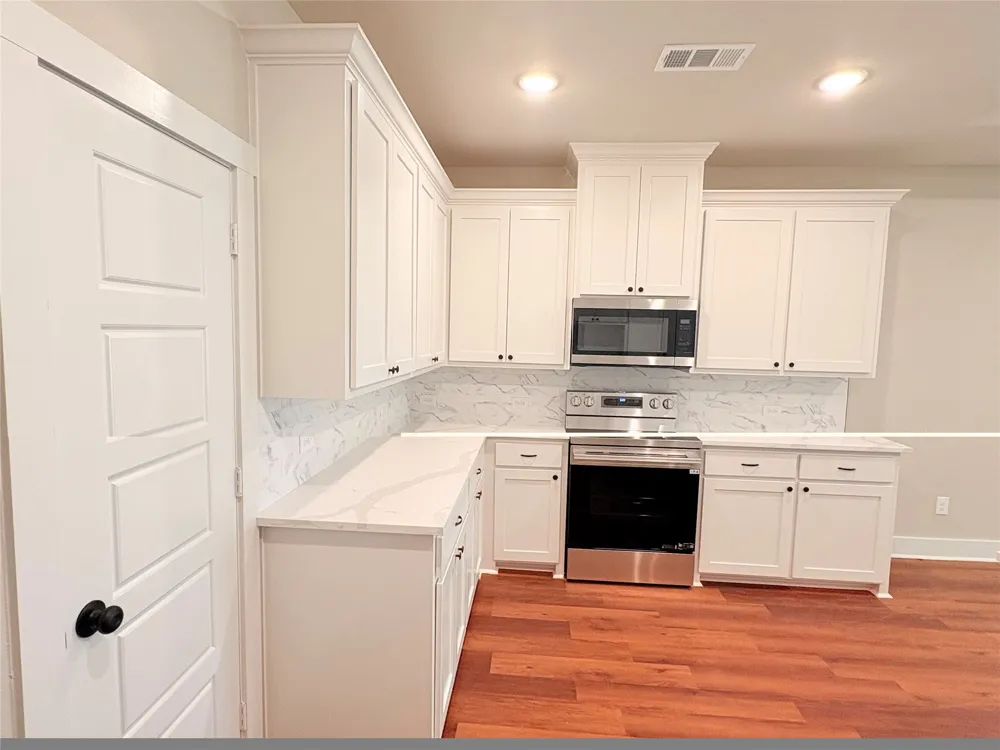 749 J L DRIVE Valley View, TX 76272