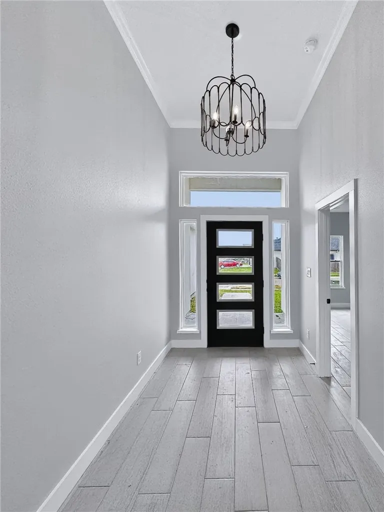 8125 Berenstain Drive Corpus Christi, TX 78414
