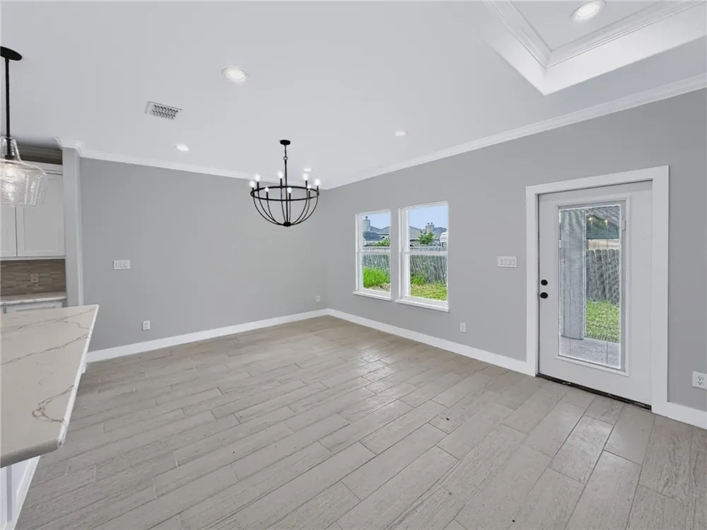 8125 Berenstain Drive Corpus Christi, TX 78414