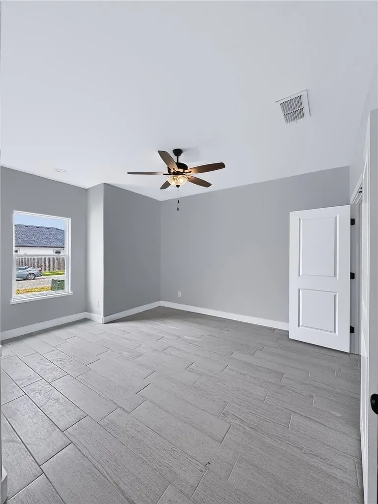8125 Berenstain Drive Corpus Christi, TX 78414