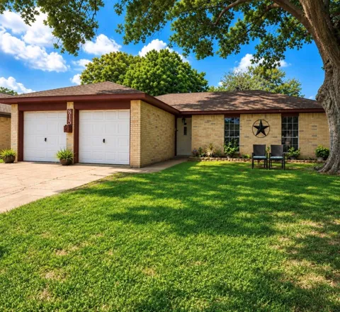 815 Redway Lane