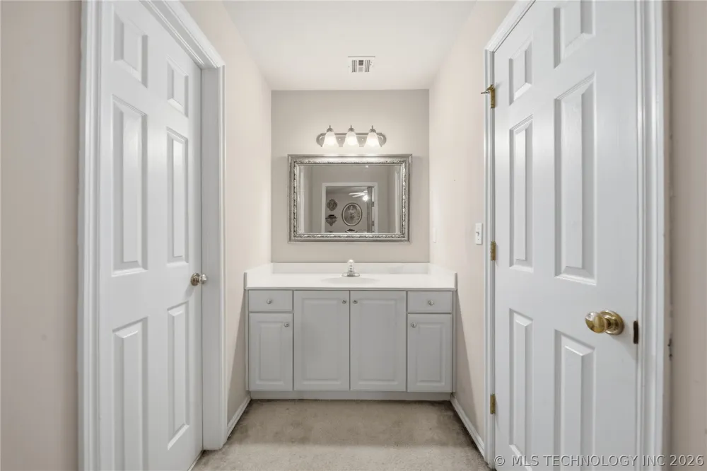 1903 S Nyssa Place Broken Arrow, OK 74012