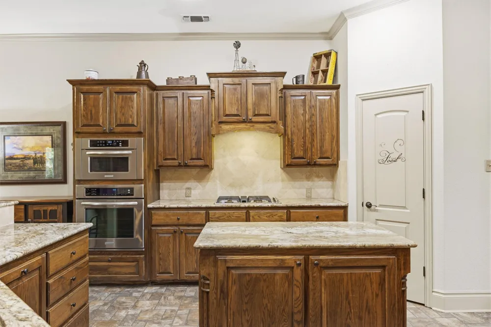 4366 Royal Street Salado, TX 76571