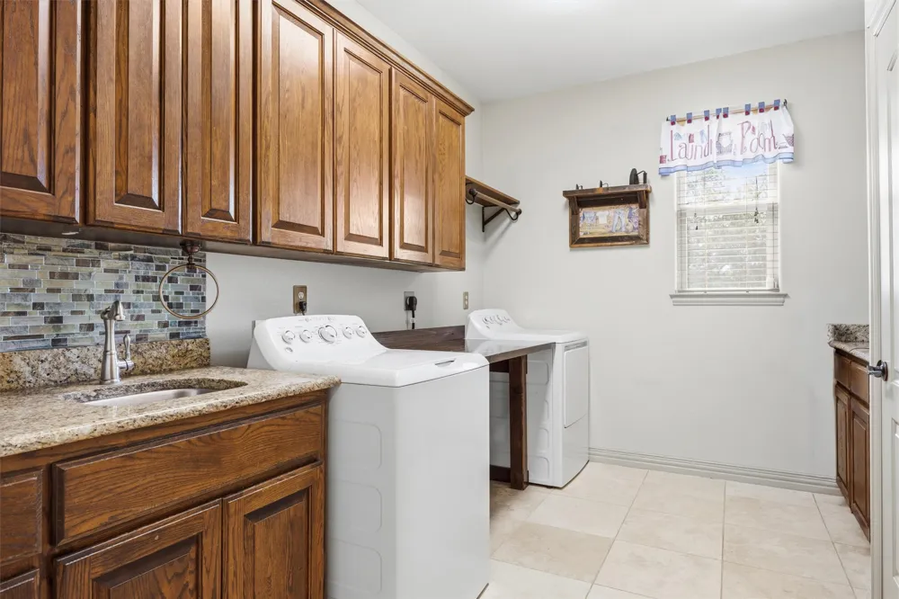 4366 Royal Street Salado, TX 76571