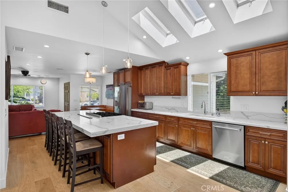 5324 W 119th Street Hawthorne, CA 90304