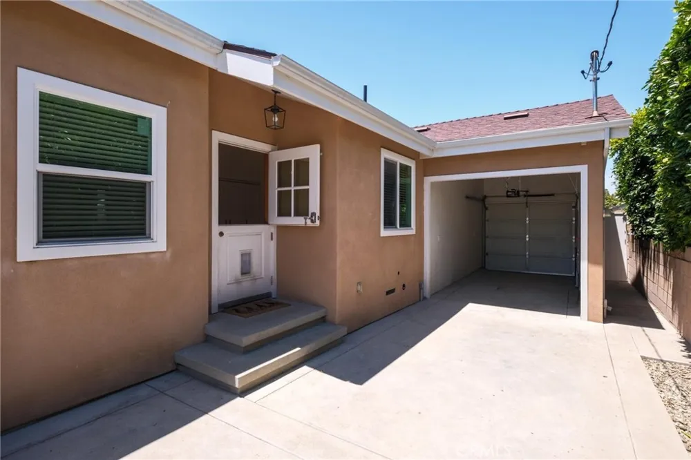 5324 W 119th Street Hawthorne, CA 90304