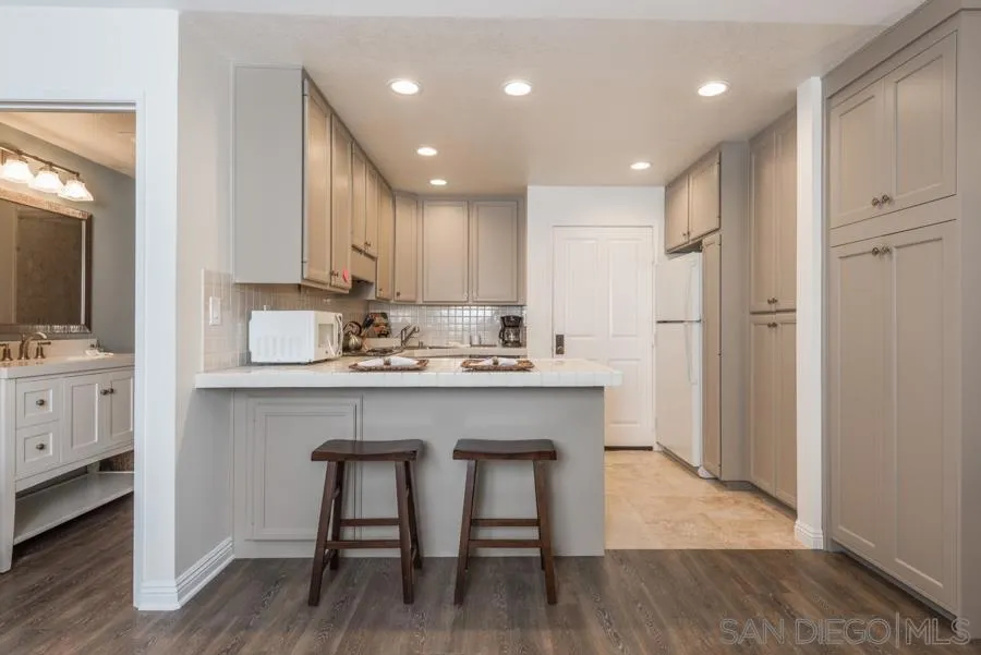 1562 Camino Del Mar #535 Del Mar, CA 92014