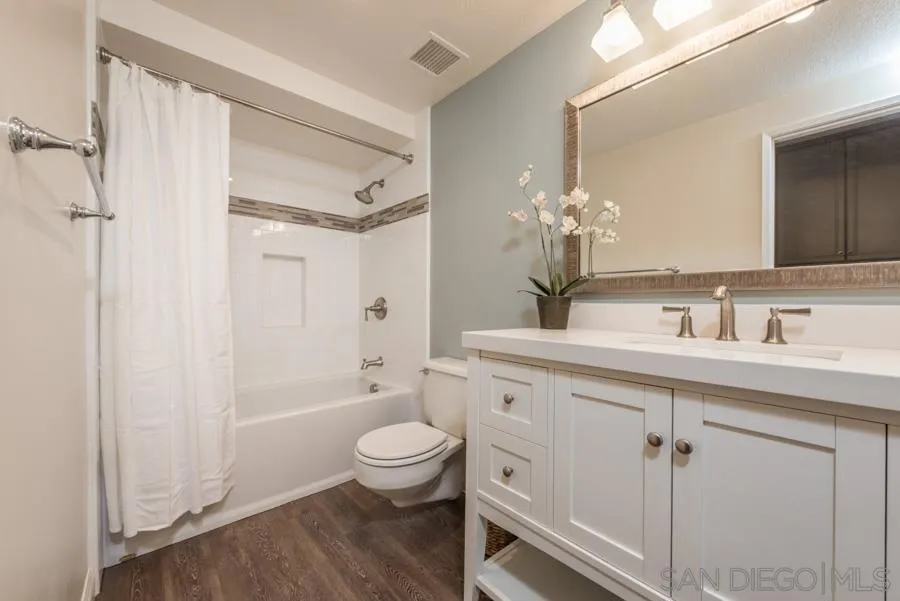 1562 Camino Del Mar #535 Del Mar, CA 92014