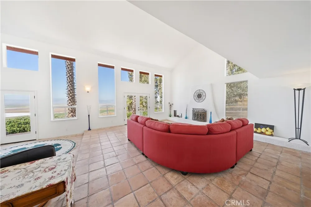 425 Calle Cielo Nipomo, CA 93444